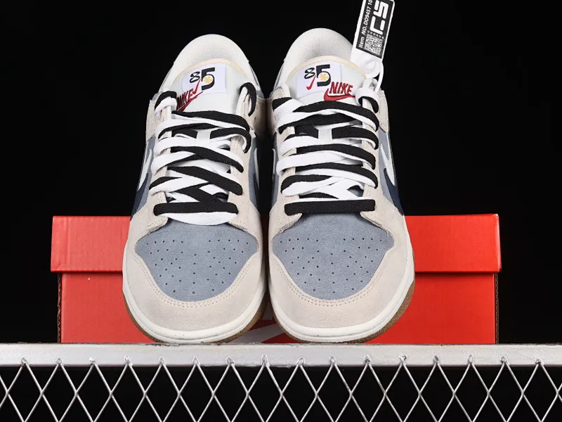 All categories Nk SB Dunk series Nk SB Dunk Low low-top sneakers Nk SB Dunk Low "85" white and gray double hook SB low-top sports and leisure sneakers DO9457-109